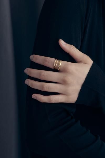 vivid three line-ring