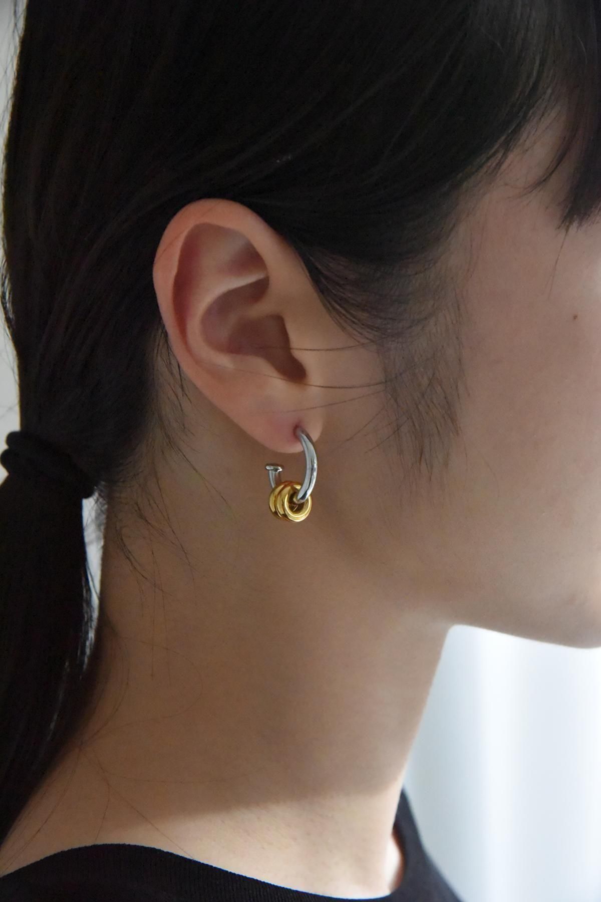 Double Ring Loop pierce