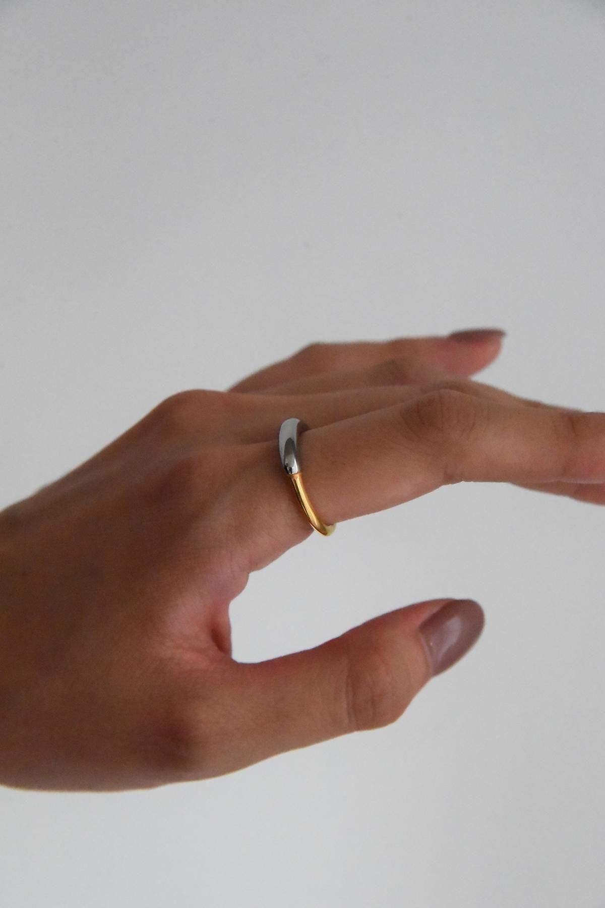Slim Glow Ring