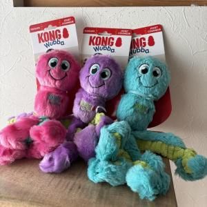 <img class='new_mark_img1' src='https://img.shop-pro.jp/img/new/icons15.gif' style='border:none;display:inline;margin:0px;padding:0px;width:auto;' />KONGСȥѥL---KONG Wubba Octopus