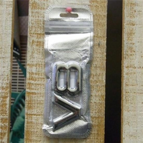 USA & ƥå V8
