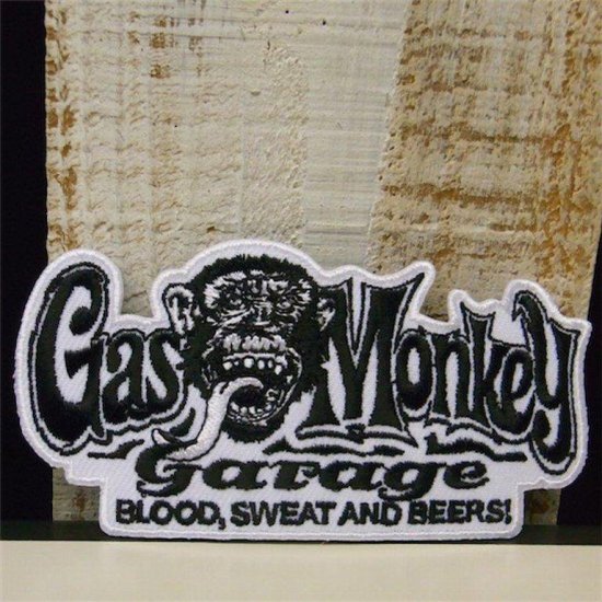 Gas Monkey Garage åڥLOGO beside