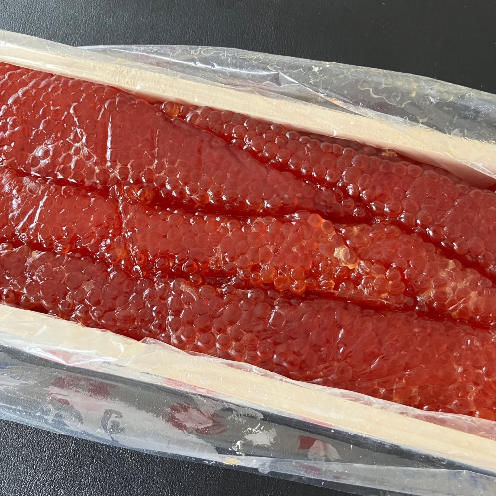 【北海道産】 【厳選極上】 秋鮭塩すじこ（1kg） 　　＊品薄数量限定 - 北海道お取り寄せグルメGrande Gran  Market（グランデグランマーケット）