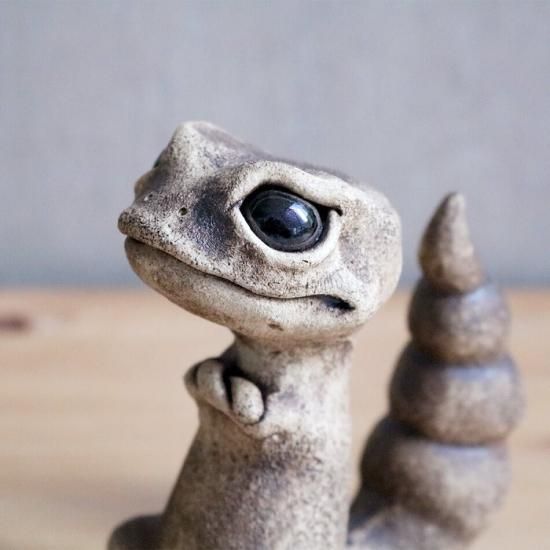 家守 ヤモリ オブジェ陶器 淵脇克仁作 陶仁 鹿児島 陶芸家 陶器