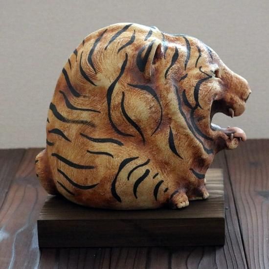 虎（トラ） オブジェ陶器 淵脇克仁作 陶仁 鹿児島 陶芸家 陶器
