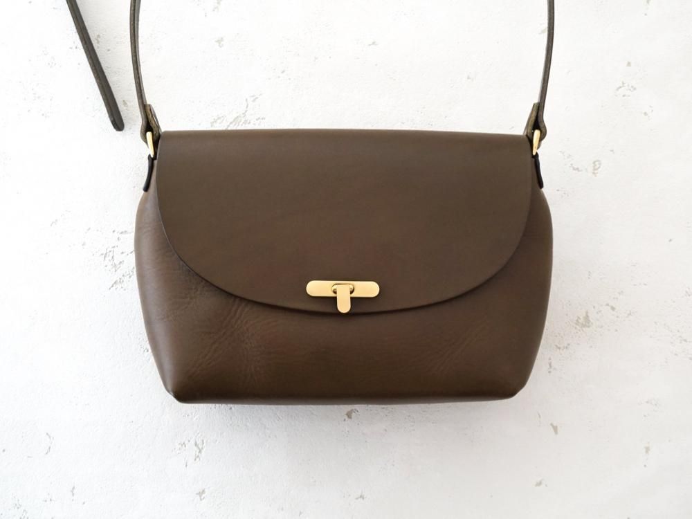Ovaluna flap shoulder / Х եå 