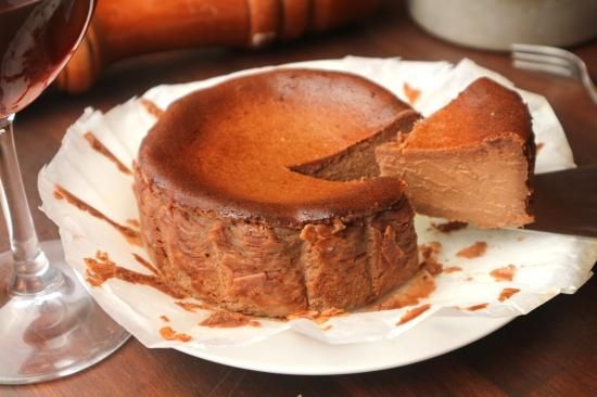 送料込み】ショコラバスクチーズケーキ（12センチ ホール