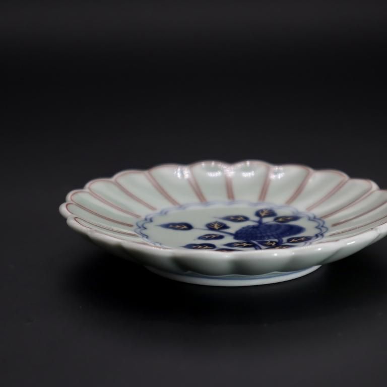 錦きく紋菊割小皿 - 陶舗サノヤ「オンラインストア」