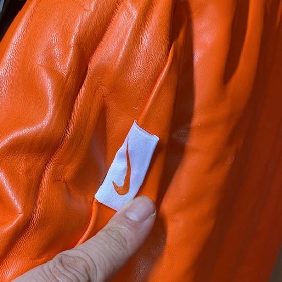 海外限定 NIKE SWOOSH CUSHION PILLOW – nouvelle
