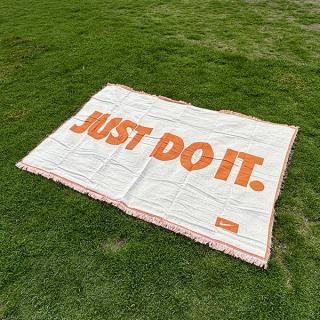 NIKE SWOOSH BIRTHDAY PILLOW | 予約商品 - SNEAKER SHOP LINK NIKE SWOOSH BIRTHDAY PILLOW | 予約商品 - SNEAKER SHOP LINK