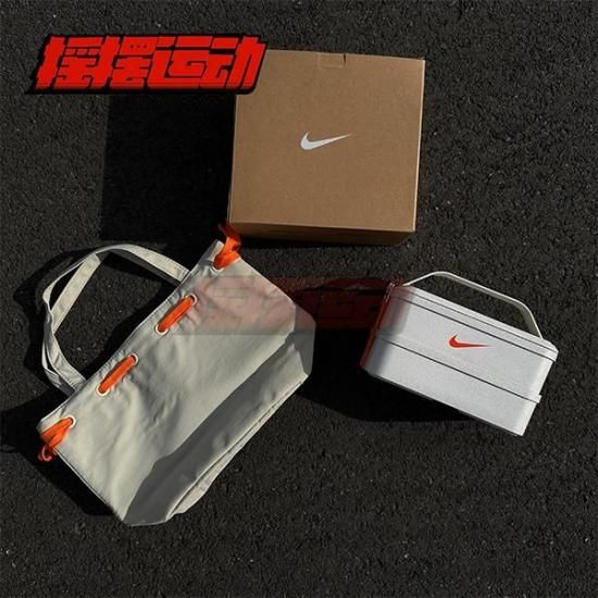 NIKE LUNCH BOX SET | 海外限定 - SNEAKER SHOP LINK