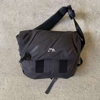 CMF OUTDOOR GARMENTMESSENGER BAG SMOOTH NYLON - å󥸥㡼Хå