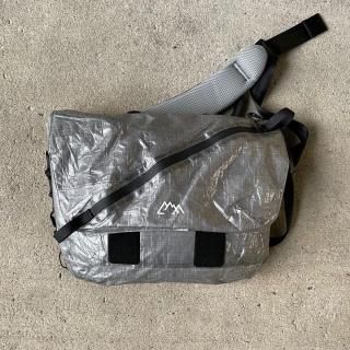 CMF OUTDOOR GARMENTMESSENGER BAG DYNEEMA - å󥸥㡼Хå