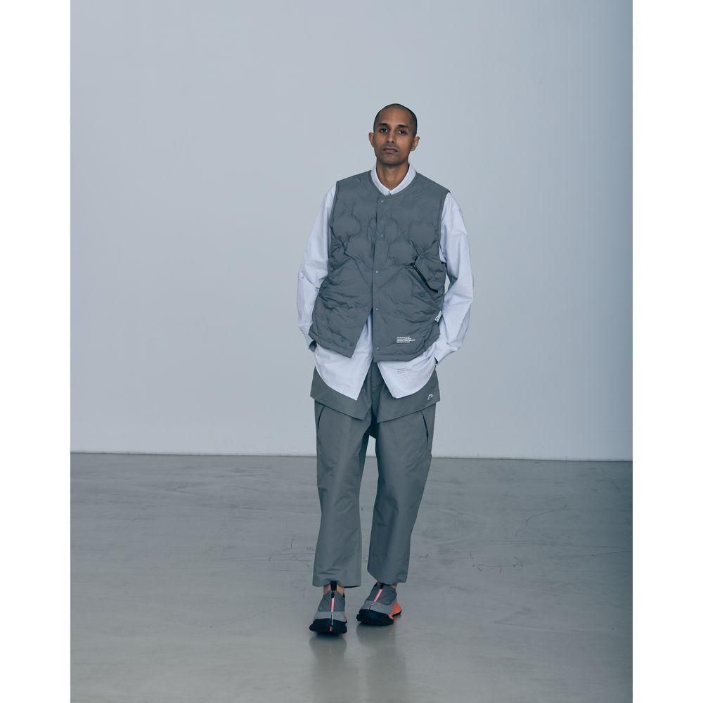 LOOM WOVEN LIGHTWEIGHT DOWN lサイズ ダウンベスト LOOM WOVEN LIGHTWEIGHT DOWN lサイズ ダウンベスト LACーVERT