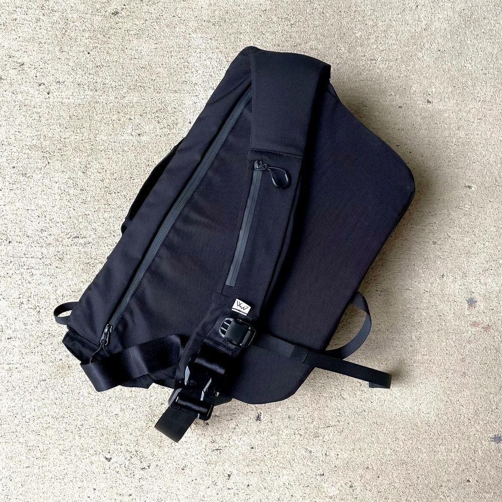 LAST 1】CMF OUTDOOR GARMENT「MESSENGER BAG - メッセンジャーバッグ