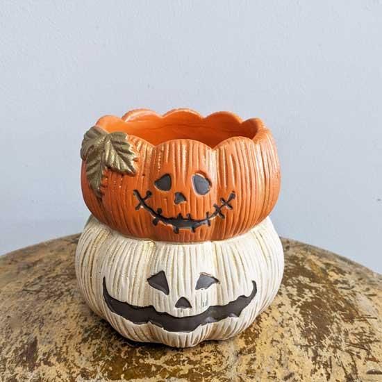 ご購入済み　リメイク鉢　ハロウィン　コウモリ鉢　 黒猫とジャック.オ.ランタン ご購入済み リメイク鉢 ハロウィン コウモリ鉢 黒猫とジャック