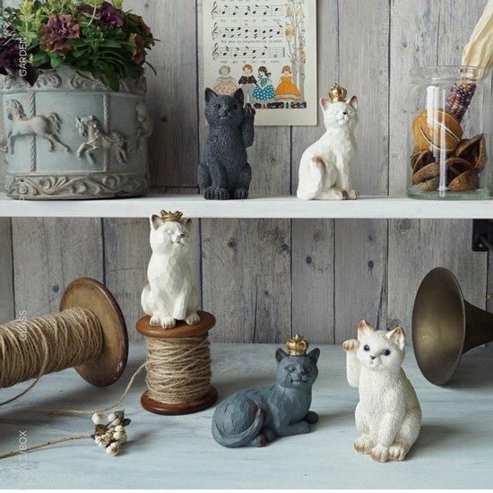 シェリーキャット02 かわいい猫 置物 白猫 オブジェ 左手 - 鉢bee シェリーキャット02 かわいい猫 置物 白猫 オブジェ 左手 - 鉢bee