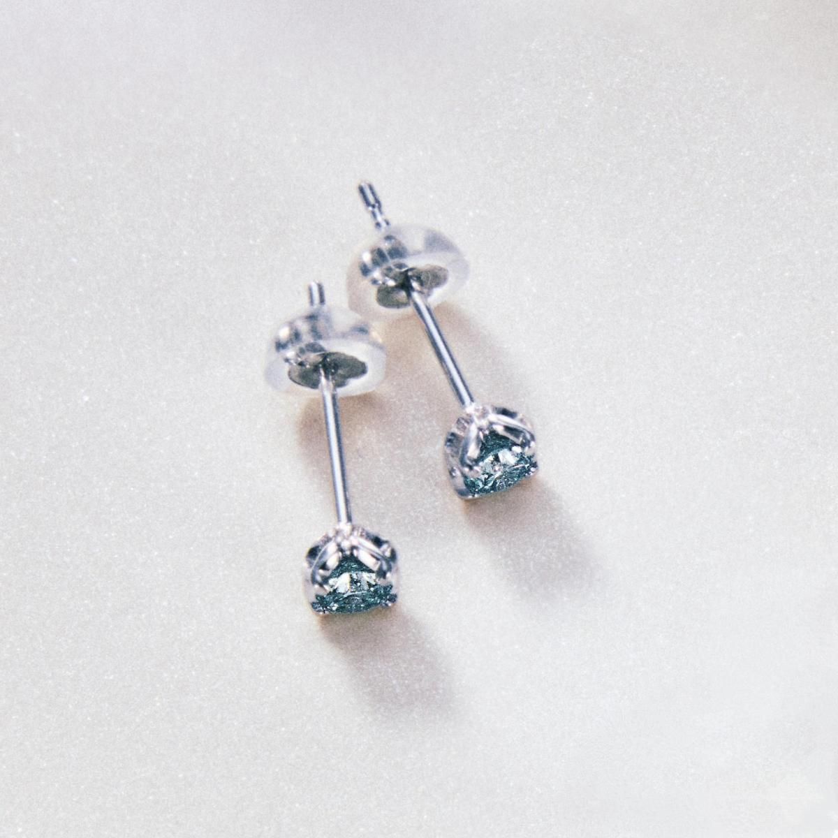 Financier フィナンシェ ピアス/Pt・アイスブルーダイヤモンド