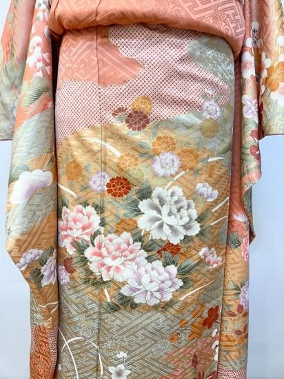 振袖 サーモンピンク 牡丹 花 古典