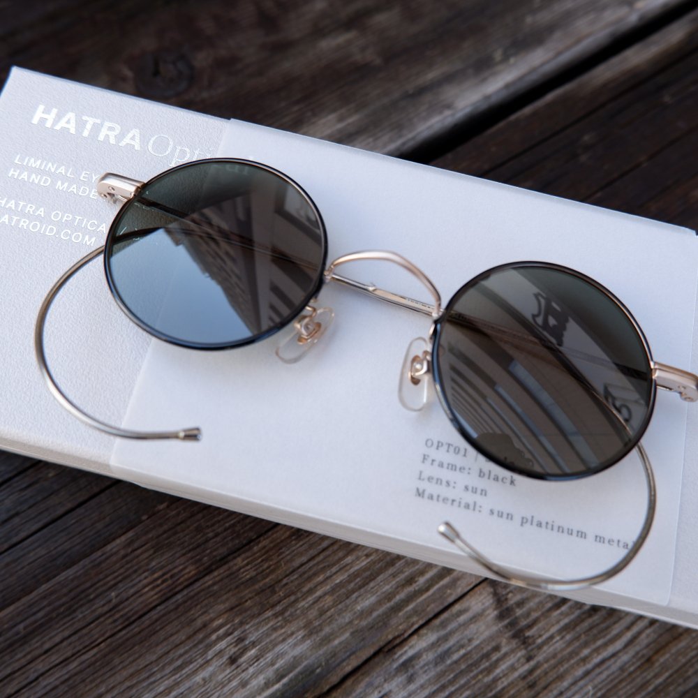 HATRA OPTICAL SOLA (󥰥饹)