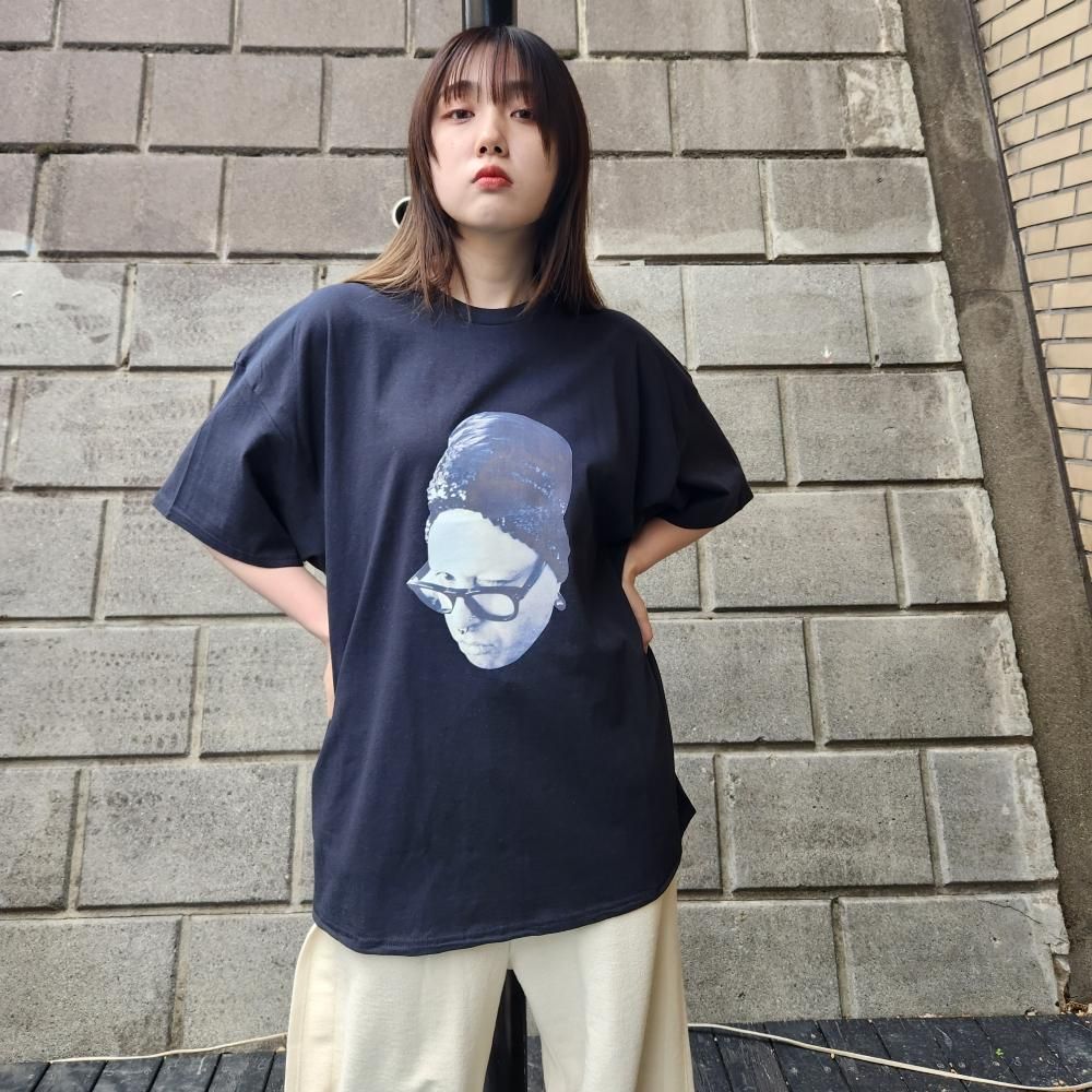 NACO PARISOVERSIZED BON MADAME T-SHIRT(BLACK)