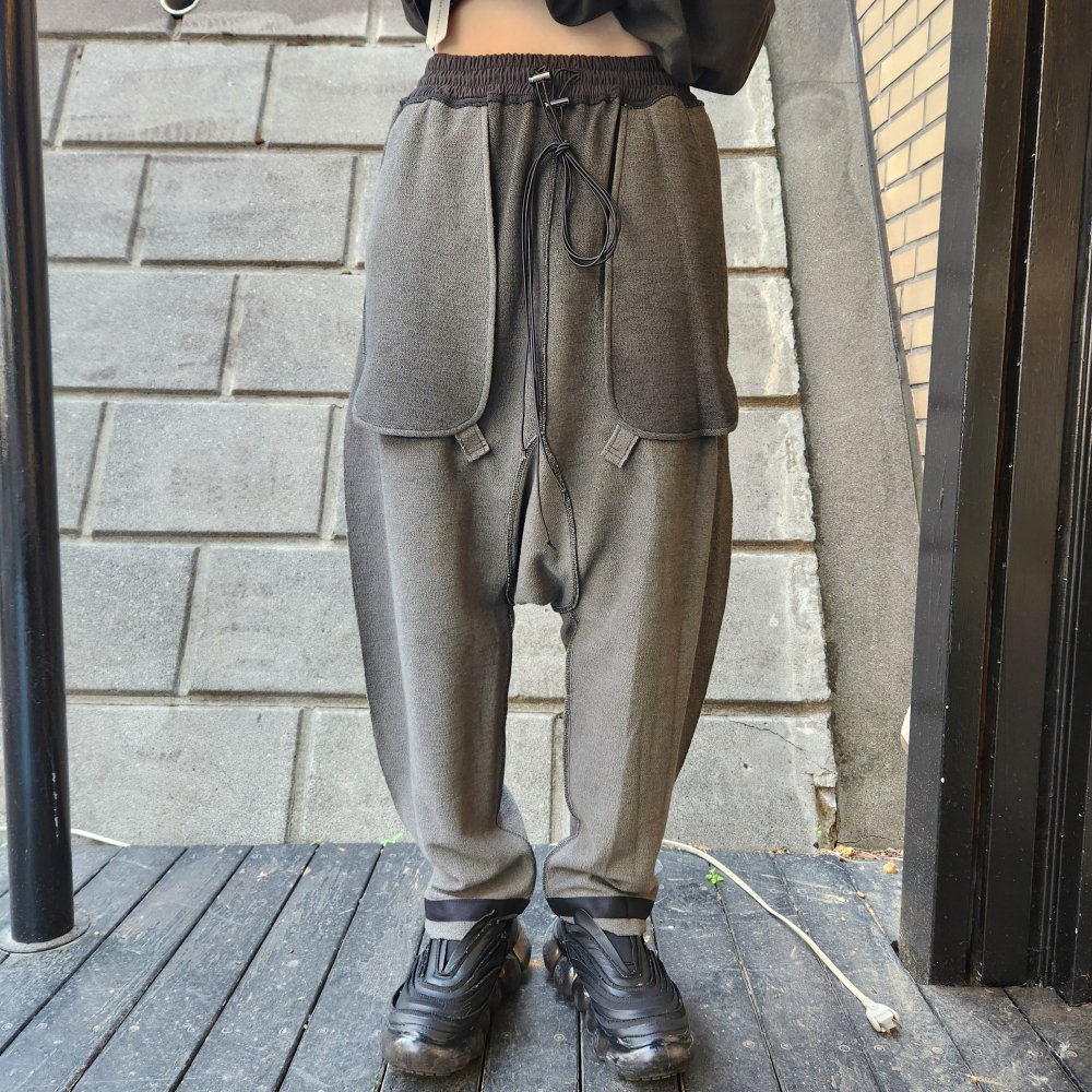 <img class='new_mark_img1' src='https://img.shop-pro.jp/img/new/icons1.gif' style='border:none;display:inline;margin:0px;padding:0px;width:auto;' />ASPARAGUS INSIDE OUT BAGGY PANTS (GRAY)