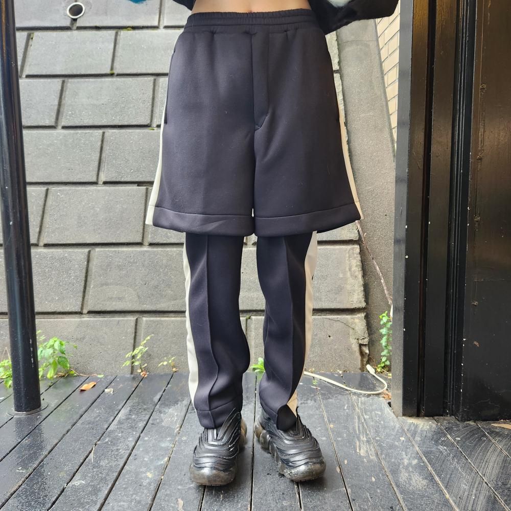 <img class='new_mark_img1' src='https://img.shop-pro.jp/img/new/icons1.gif' style='border:none;display:inline;margin:0px;padding:0px;width:auto;' />BASEMARKLAYERD SWEAT