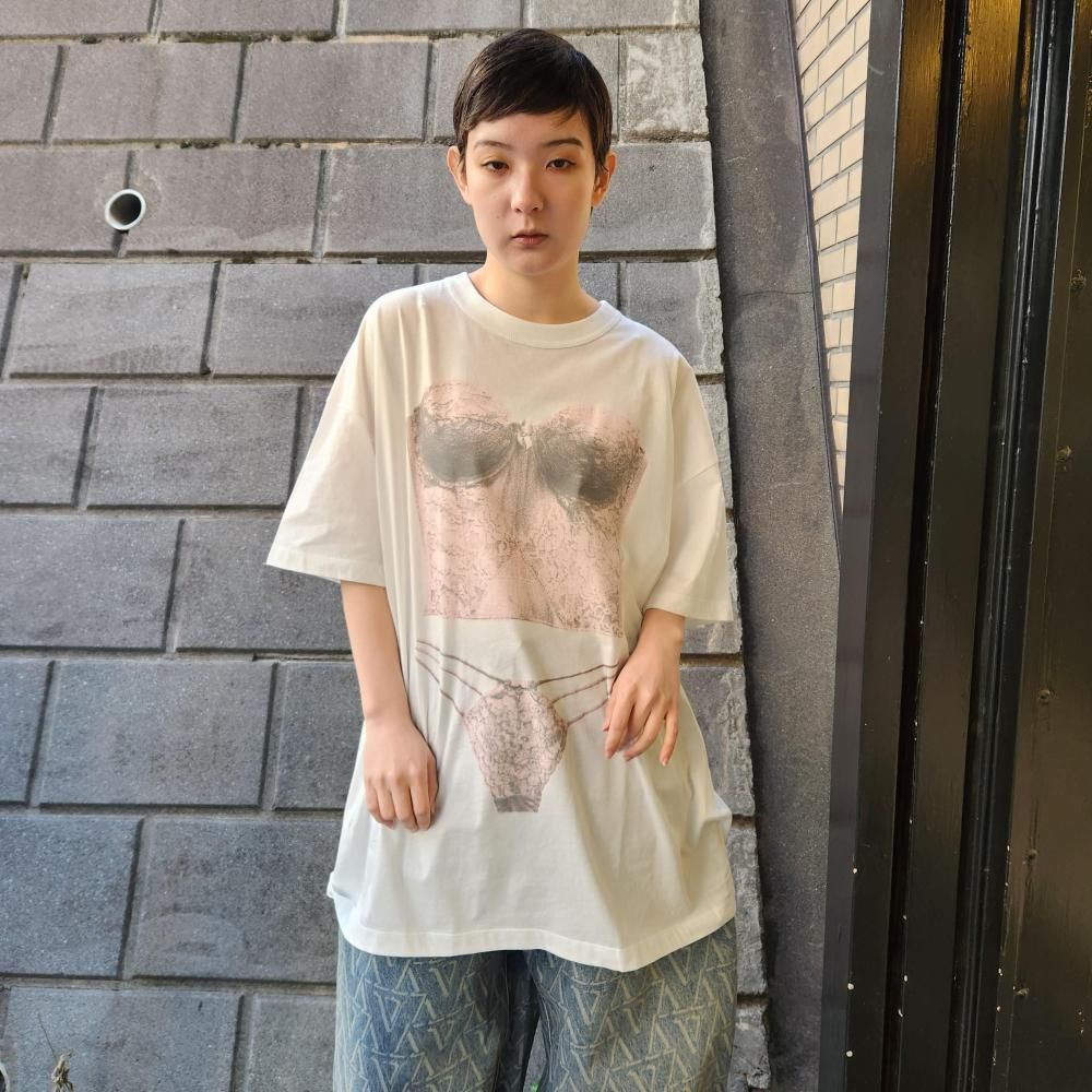 <img class='new_mark_img1' src='https://img.shop-pro.jp/img/new/icons1.gif' style='border:none;display:inline;margin:0px;padding:0px;width:auto;' />VAQUERA WOVEN TROMPEOEIL TALL TEE 