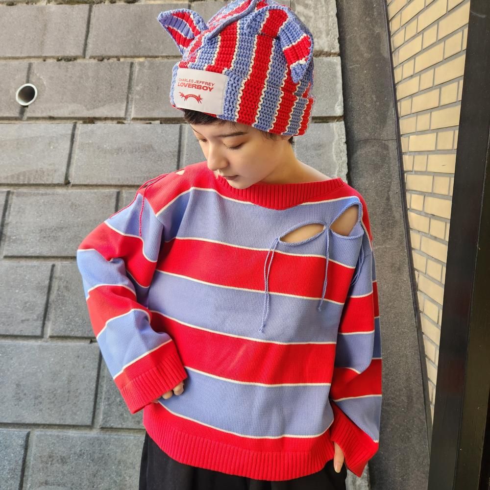 <img class='new_mark_img1' src='https://img.shop-pro.jp/img/new/icons1.gif' style='border:none;display:inline;margin:0px;padding:0px;width:auto;' />CHARLES JEFFEREY LOVERBOYSLASH STRIPE JUMPER