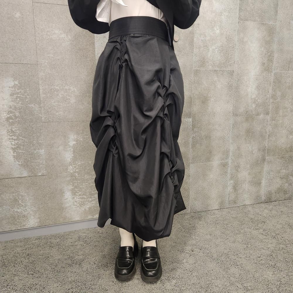 <img class='new_mark_img1' src='https://img.shop-pro.jp/img/new/icons1.gif' style='border:none;display:inline;margin:0px;padding:0px;width:auto;' />CREATE CLAIRSHINY TAFFETA BALLOON SKIRT