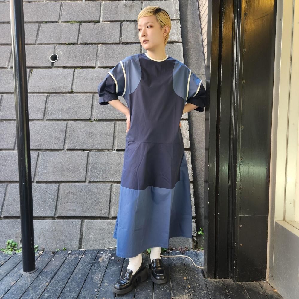 <img class='new_mark_img1' src='https://img.shop-pro.jp/img/new/icons1.gif' style='border:none;display:inline;margin:0px;padding:0px;width:auto;' />KLOKE PATCH DRESS BLUE