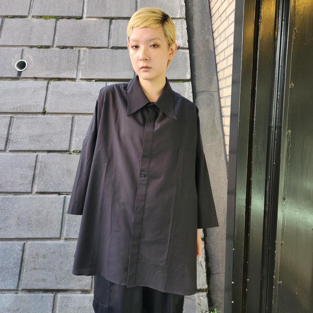 <img class='new_mark_img1' src='https://img.shop-pro.jp/img/new/icons1.gif' style='border:none;display:inline;margin:0px;padding:0px;width:auto;' />HOUSE OF THE VERY ISLAND JACOB SHIRT BLACK)