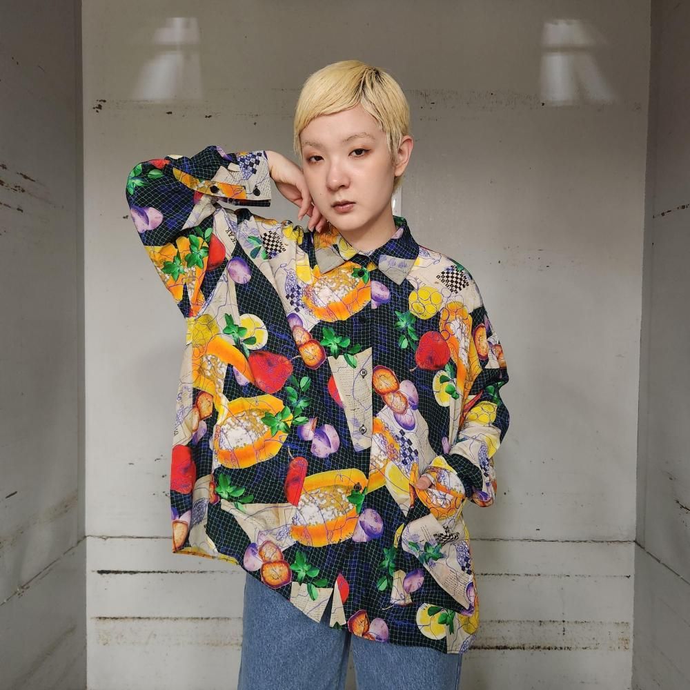 <img class='new_mark_img1' src='https://img.shop-pro.jp/img/new/icons16.gif' style='border:none;display:inline;margin:0px;padding:0px;width:auto;' />40%OFFHENRIK VIBSKOVSHIRT