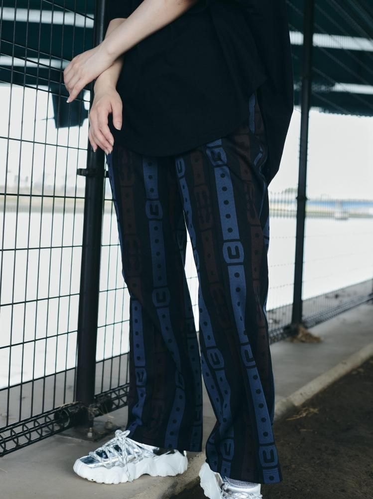 <img class='new_mark_img1' src='https://img.shop-pro.jp/img/new/icons1.gif' style='border:none;display:inline;margin:0px;padding:0px;width:auto;' />JACQLIN001(ȥ졼)(BLACK)