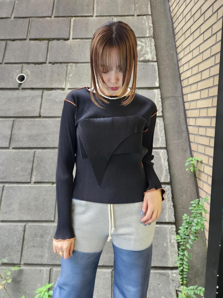 <img class='new_mark_img1' src='https://img.shop-pro.jp/img/new/icons1.gif' style='border:none;display:inline;margin:0px;padding:0px;width:auto;' />kotohayokozawaT*D* WAVE LONG SLEEVE TOP(BLACK)