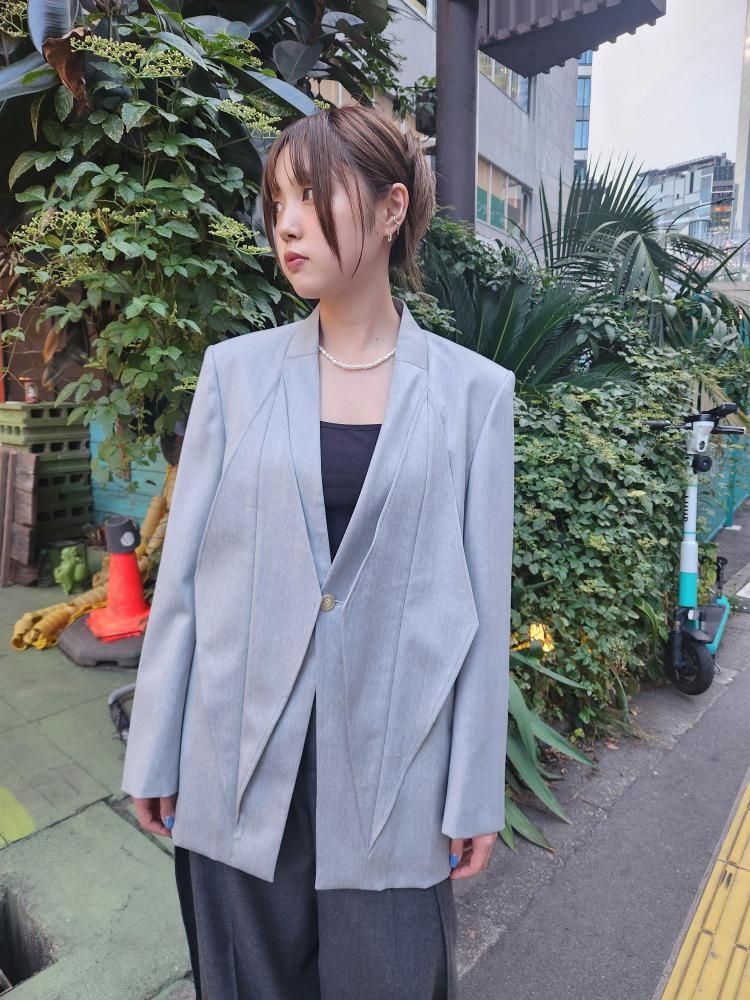 <img class='new_mark_img1' src='https://img.shop-pro.jp/img/new/icons1.gif' style='border:none;display:inline;margin:0px;padding:0px;width:auto;' />HATRADia Tailored Jacket(GRAY)