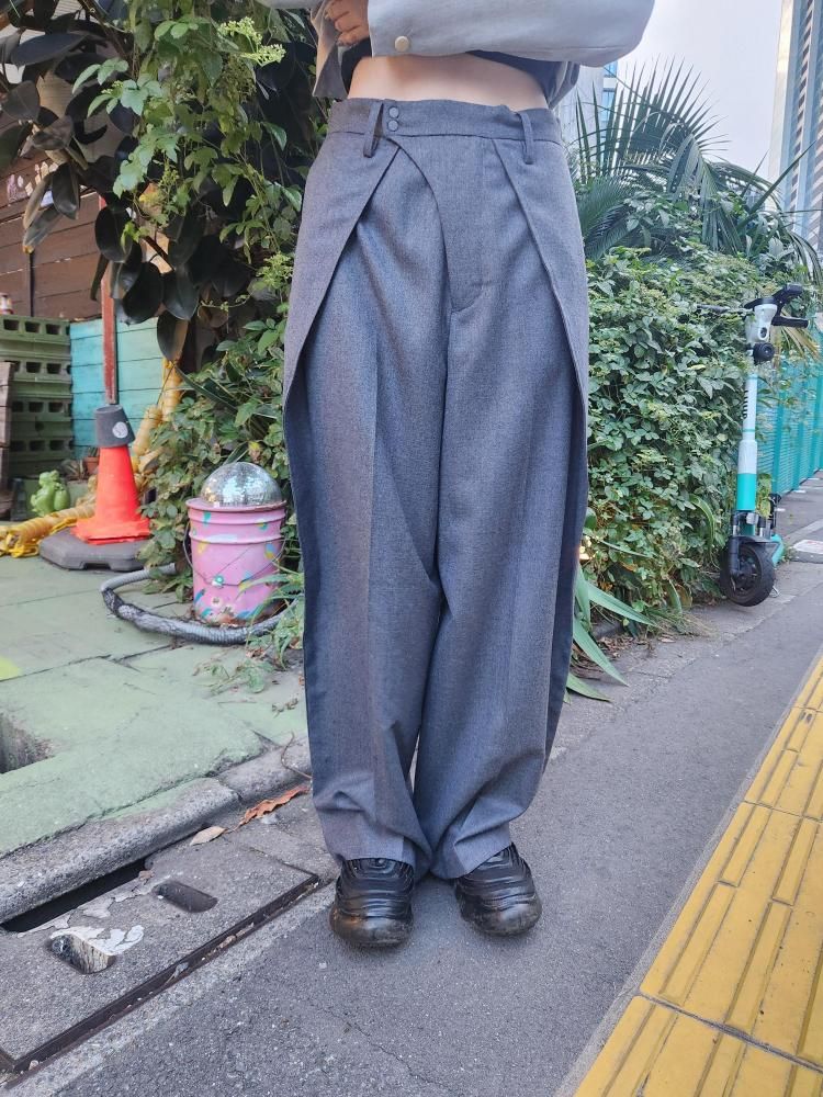 <img class='new_mark_img1' src='https://img.shop-pro.jp/img/new/icons1.gif' style='border:none;display:inline;margin:0px;padding:0px;width:auto;' />HATRADub Tailored Trousers(GRAY)