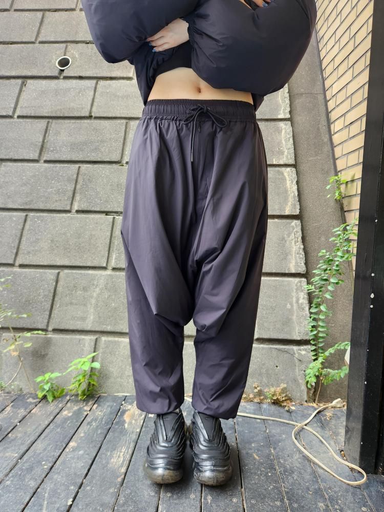 <img class='new_mark_img1' src='https://img.shop-pro.jp/img/new/icons1.gif' style='border:none;display:inline;margin:0px;padding:0px;width:auto;' />FUMITO GANRYUPadded Shalwar