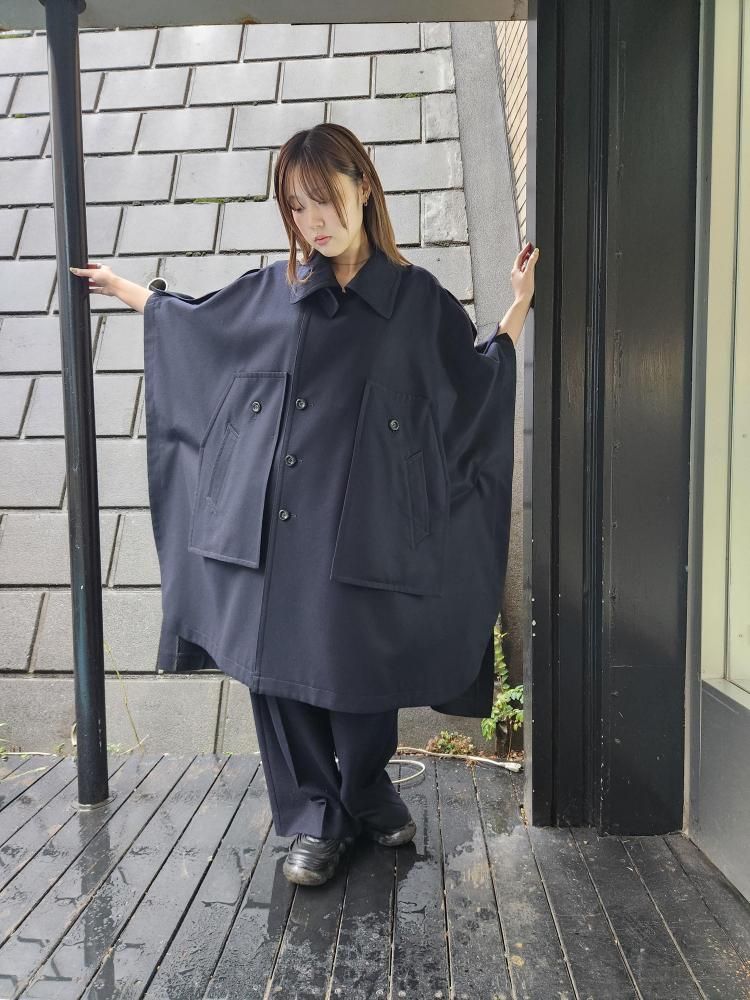 <img class='new_mark_img1' src='https://img.shop-pro.jp/img/new/icons1.gif' style='border:none;display:inline;margin:0px;padding:0px;width:auto;' />UJOHSQUARE CLOAK