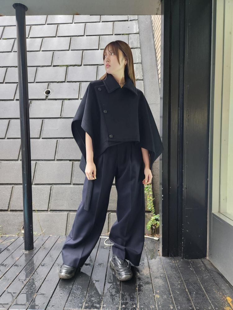 <img class='new_mark_img1' src='https://img.shop-pro.jp/img/new/icons1.gif' style='border:none;display:inline;margin:0px;padding:0px;width:auto;' />UJOHASYMMETRY CAPE