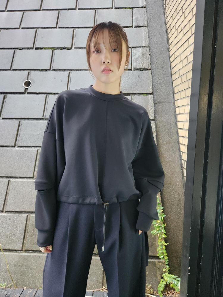 <img class='new_mark_img1' src='https://img.shop-pro.jp/img/new/icons1.gif' style='border:none;display:inline;margin:0px;padding:0px;width:auto;' />UJOHDRAW CORD CROPPED T