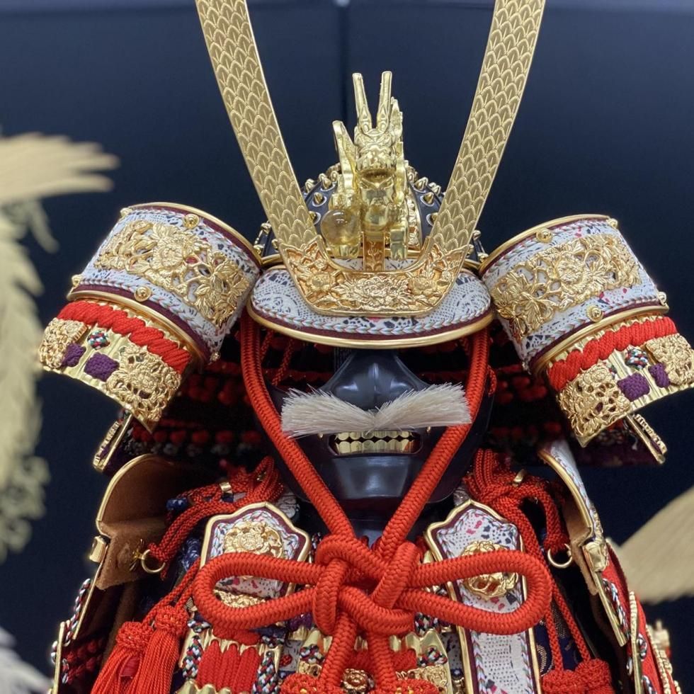 京都・平安住一水作 京8号 赤糸(茜糸)極上総裏 国宝 竹雀兜飾り