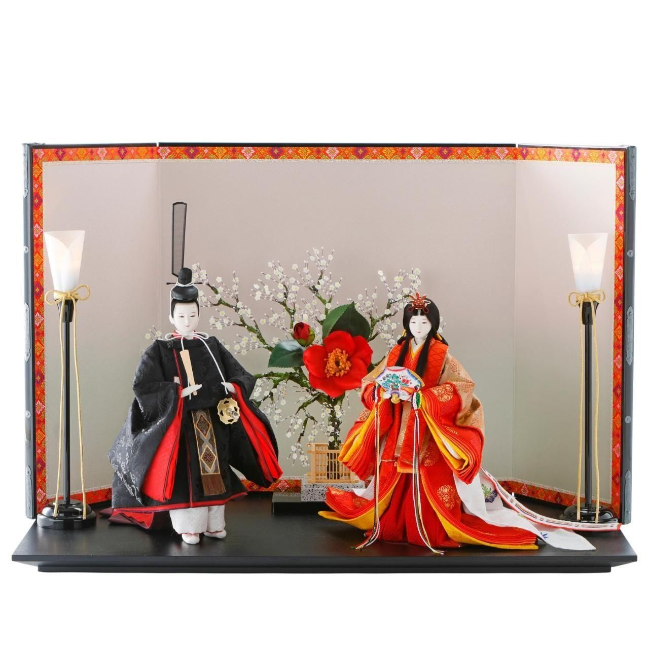 雛人形・ひな人形<br>「赤椿 -Akatsubaki-」限定1点<br>平安博翠<br>幅70×奥行38×高さ48cm