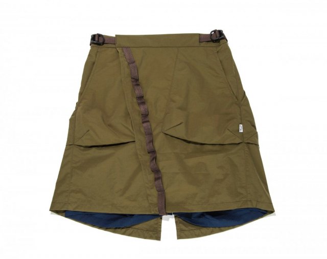 WRAP SKIRT SHORTS<img class='new_mark_img2' src='https://img.shop-pro.jp/img/new/icons50.gif' style='border:none;display:inline;margin:0px;padding:0px;width:auto;' />