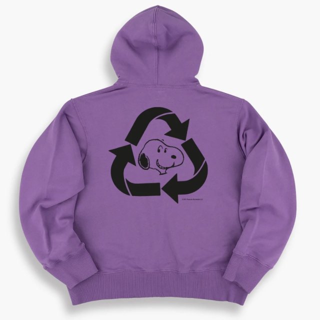 SNOOPY RECYCLE ZIP HOODY<img class='new_mark_img2' src='https://img.shop-pro.jp/img/new/icons50.gif' style='border:none;display:inline;margin:0px;padding:0px;width:auto;' />