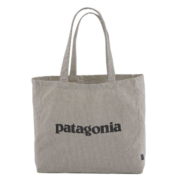 Recycled Oversized Tote<img class='new_mark_img2' src='https://img.shop-pro.jp/img/new/icons50.gif' style='border:none;display:inline;margin:0px;padding:0px;width:auto;' />