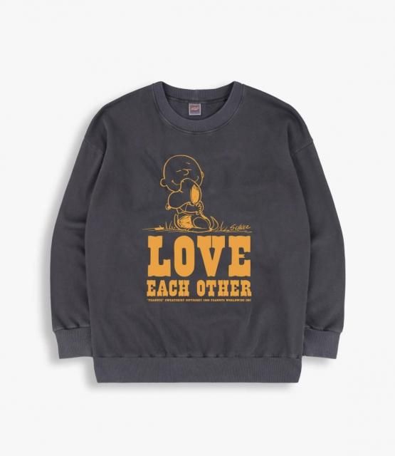 LOVE EACH OTHER SWEATSHIRT<img class='new_mark_img2' src='https://img.shop-pro.jp/img/new/icons50.gif' style='border:none;display:inline;margin:0px;padding:0px;width:auto;' />
