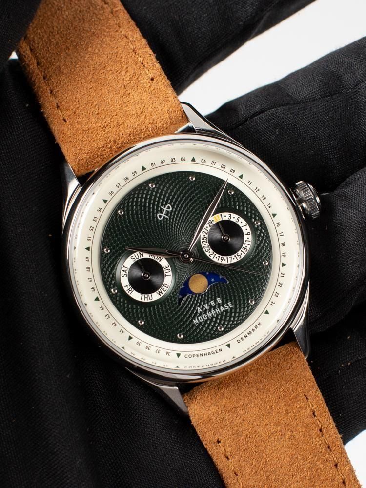 【新品・自動巻き】アバウトビンテージ aboutVintage1964 グリーン About Vintageから北欧らしいデザインのお手頃価格のラグスポ