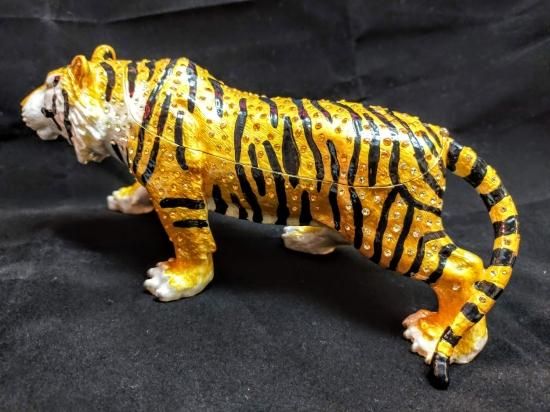 黄金虎 虎 寅 縁起物