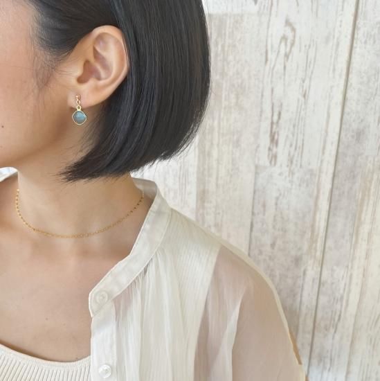 痛くないイヤリングラブラドライト